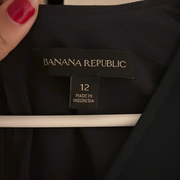 Banana Republic Casual Dress Fit and Flare V-Neck - Picture 4 of 6